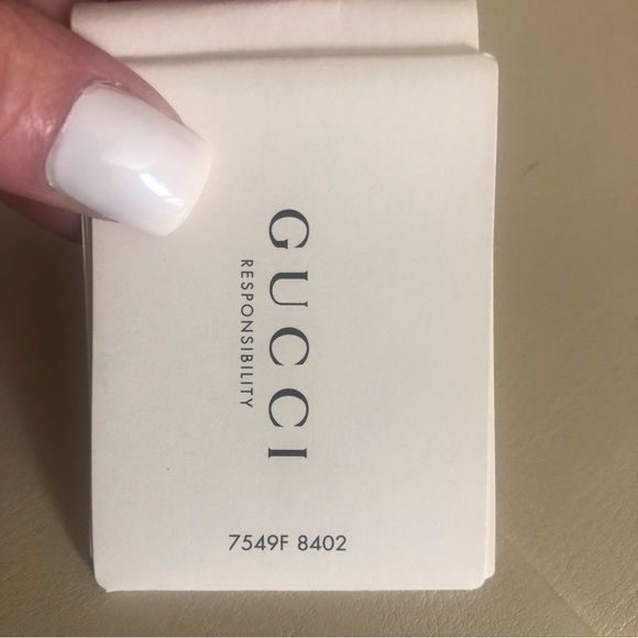 Gucci matelasse mini GG marmont bucket bag in black - Picture 8 of 16